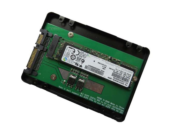 SSD固态硬盘转2.5寸SATA转接卡 老旧设备的救星，还是闲置硬盘的归宿？